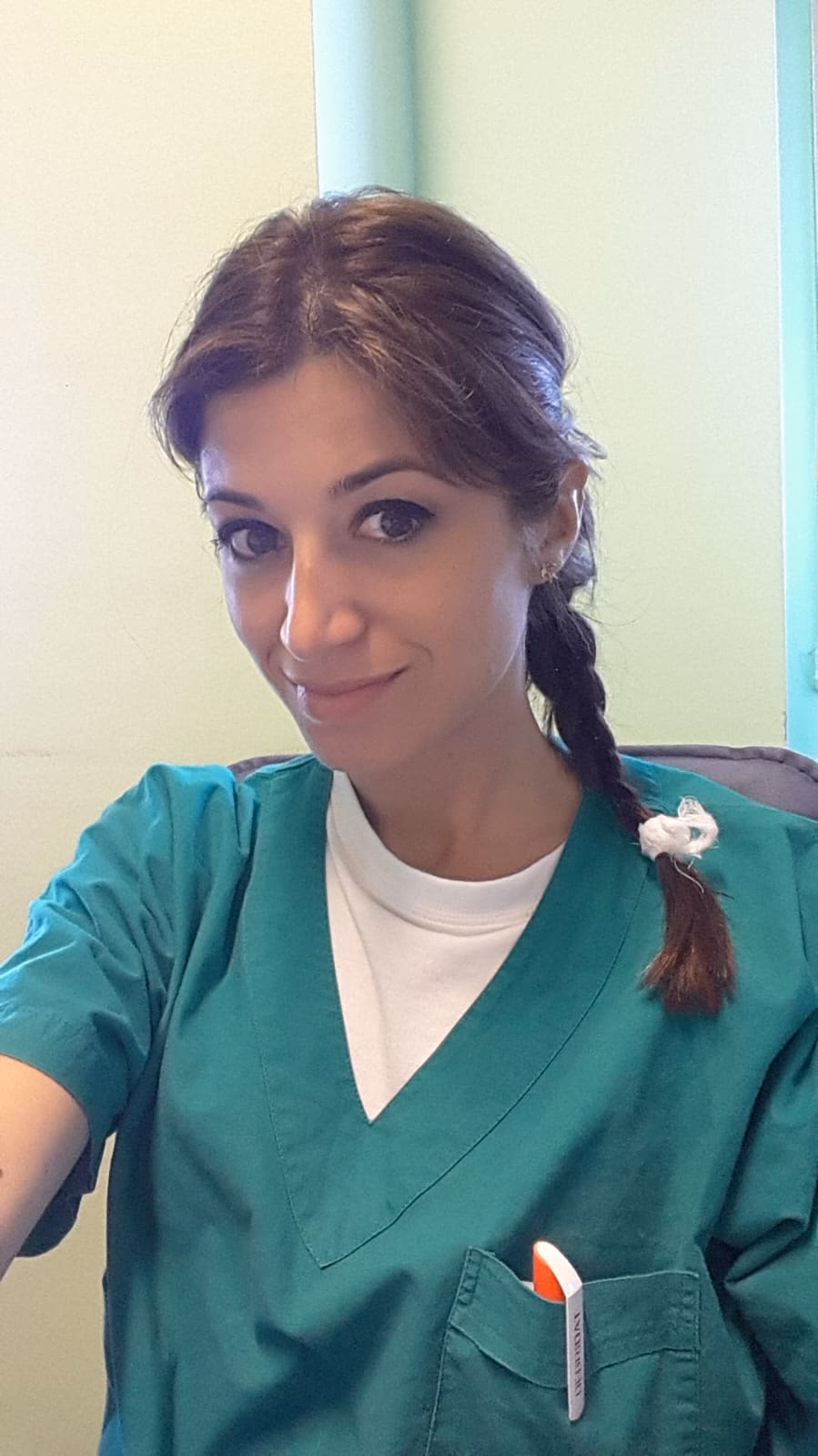 Dott.ssa Lea Rosignoli in divisa verde
